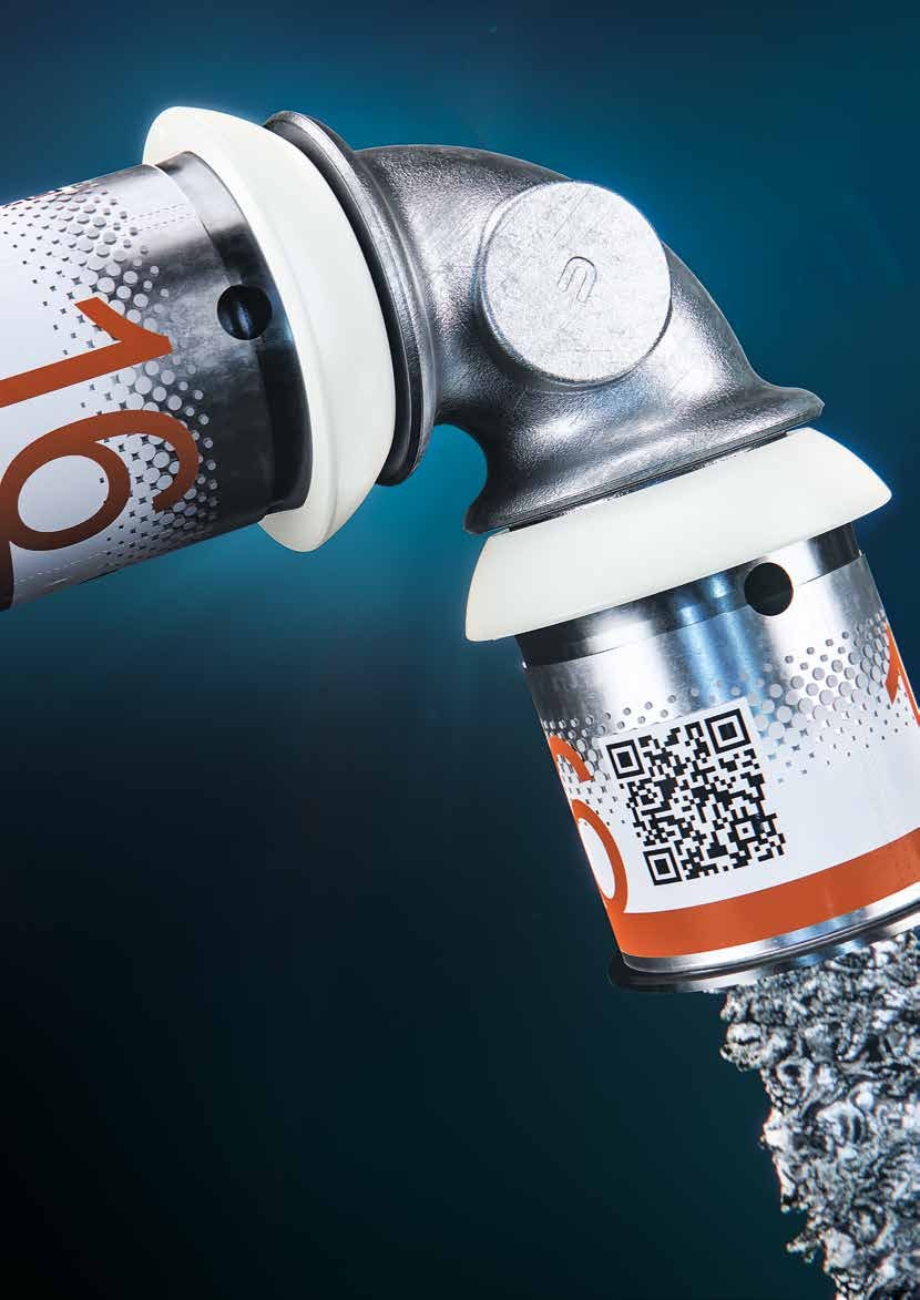 Uponor S-Press PLUS 90 degree elbow of brass, size 16, with stainless-steel press sleeves, indicator foil and QR code
